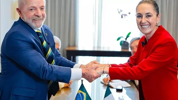 Lula y Sheinbaum abordan la ampliación del acuerdo comercial entre Brasil y México - Sputnik Mundo