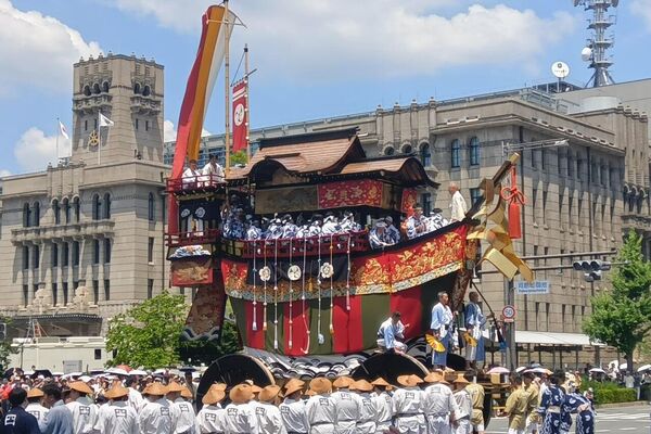 Kioto se convierte en un museo viviente: el festival Gion Matsuri quita el aliento a todo el mundo Kioto se convierte en un museo viviente: el festival Gion Matsuri quita el aliento a todo el mundo - Sputnik Mundo