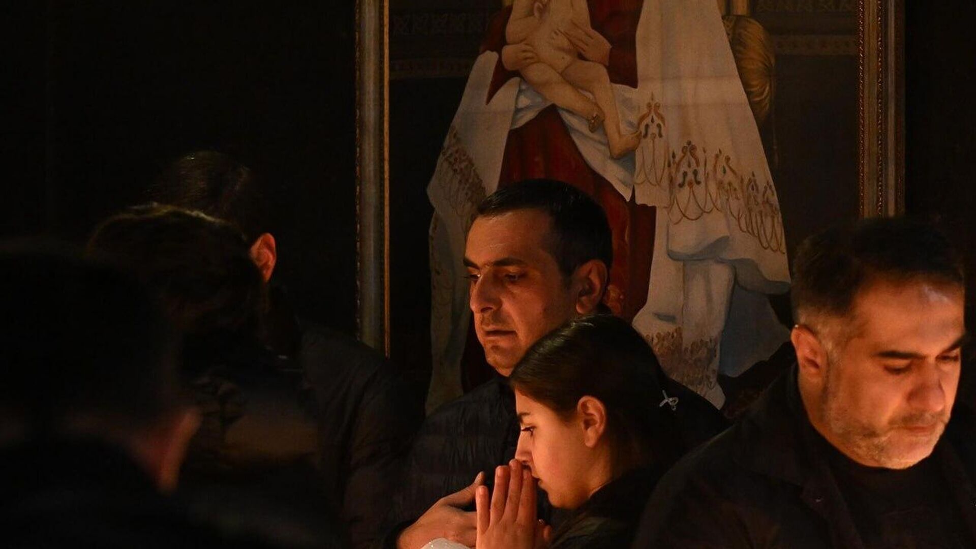 Pashinián prepara una nueva identidad para Armenia a fin de romper con la tradicional conciencia nacional Pashinián prepara una nueva identidad para Armenia a fin de romper con la tradicional conciencia nacional - Sputnik Mundo, 1920, 25.07.2025