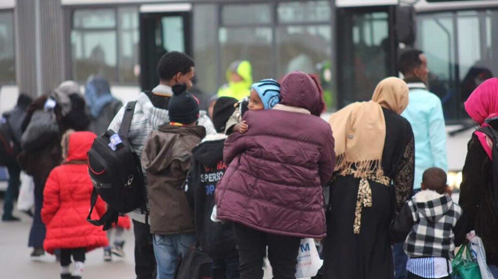 Alemania suspende su programa de residencia temporal por razones humanitarias Alemania suspende su programa de residencia temporal por razones humanitarias - Sputnik Mundo, 1920, 25.07.2025