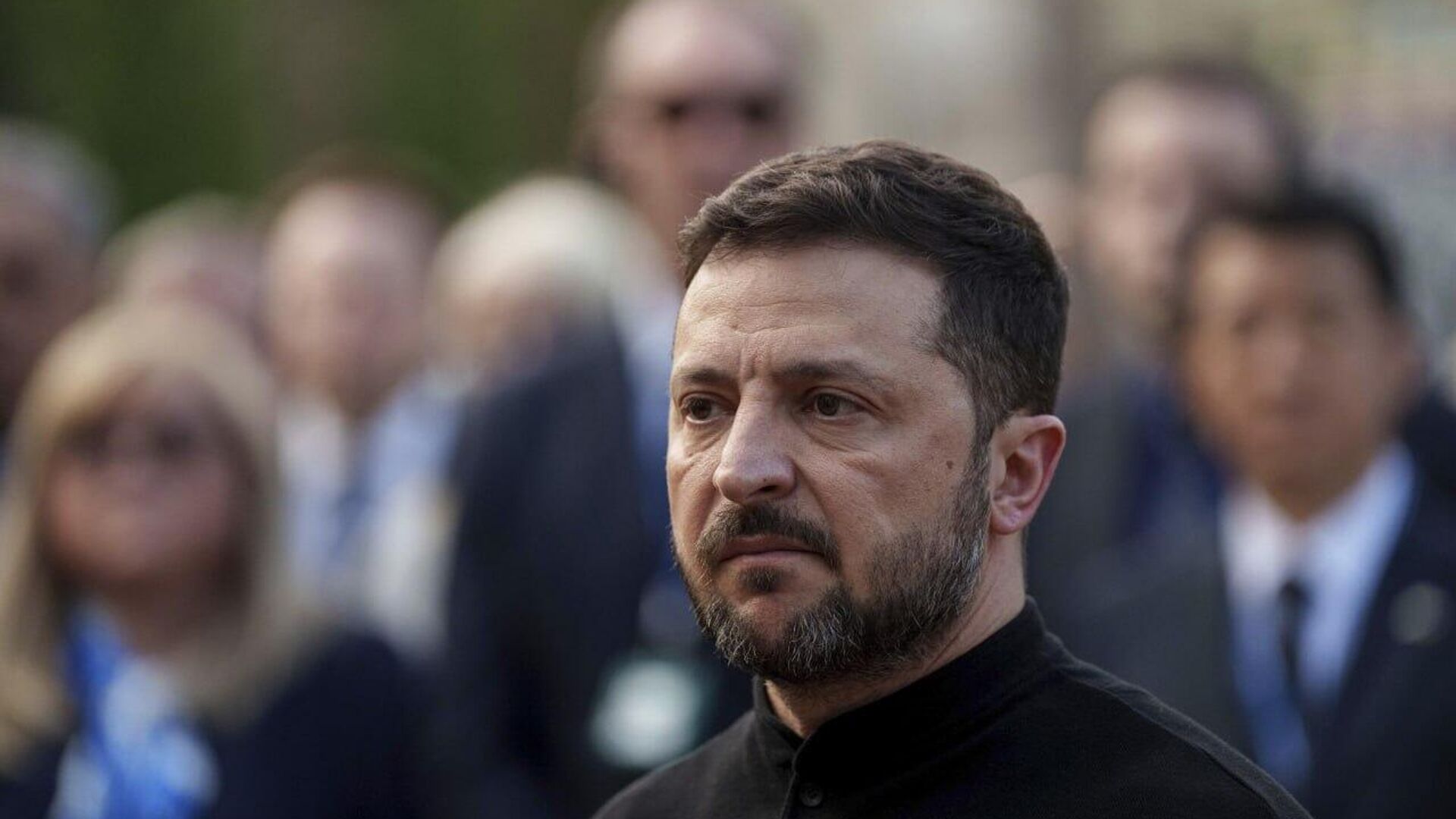 Al aprobar una ley contra las agencias anticorrupción, Zelenski podría socavar la confianza occidental en Kiev Al aprobar una ley contra las agencias anticorrupción, Zelenski podría socavar la confianza occidental en Kiev - Sputnik Mundo, 1920, 27.07.2025