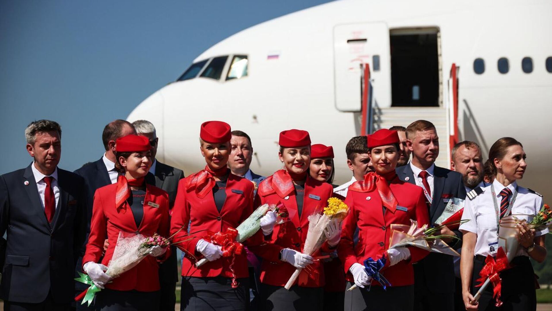 Corea del Norte recibe el primer vuelo comercial procedente de Rusia Corea del Norte recibe el primer vuelo comercial procedente de Rusia - Sputnik Mundo, 1920, 28.07.2025