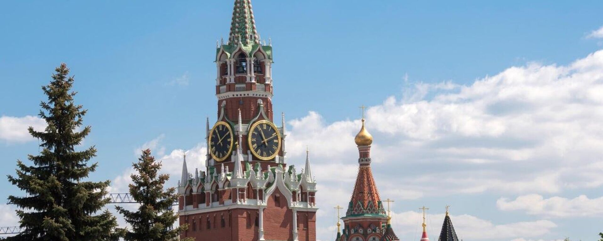 El Kremlin asegura que Rusia desarrolló inmunidad a las sanciones - Sputnik Mundo, 1920, 27.08.2025