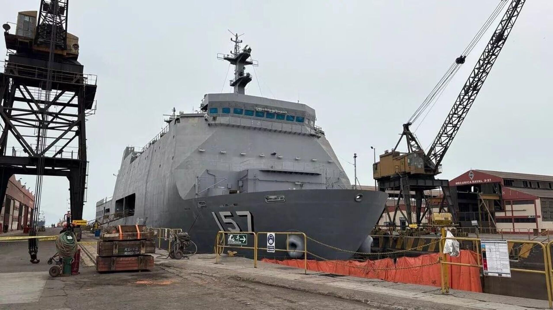 La guerra no avisa: ¿Por qué Perú quiere reflotar su industria militar? La guerra no avisa: ¿Por qué Perú quiere reflotar su industria militar? - Sputnik Mundo, 1920, 31.07.2025