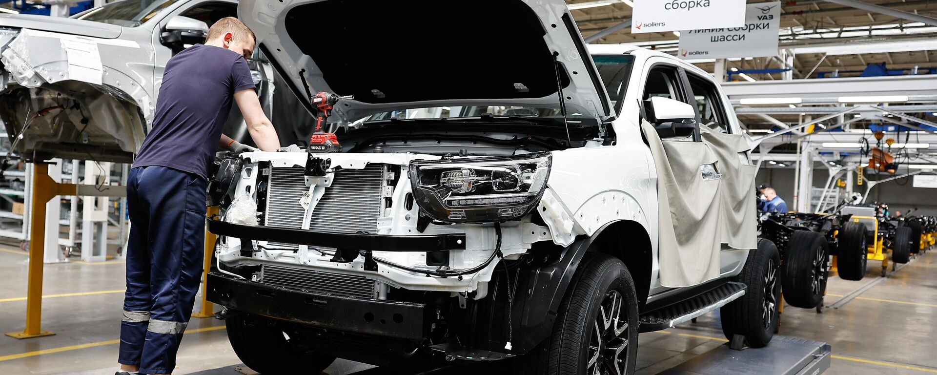 Manufactura de vehículos UAZ - Sputnik Mundo, 1920, 01.08.2025