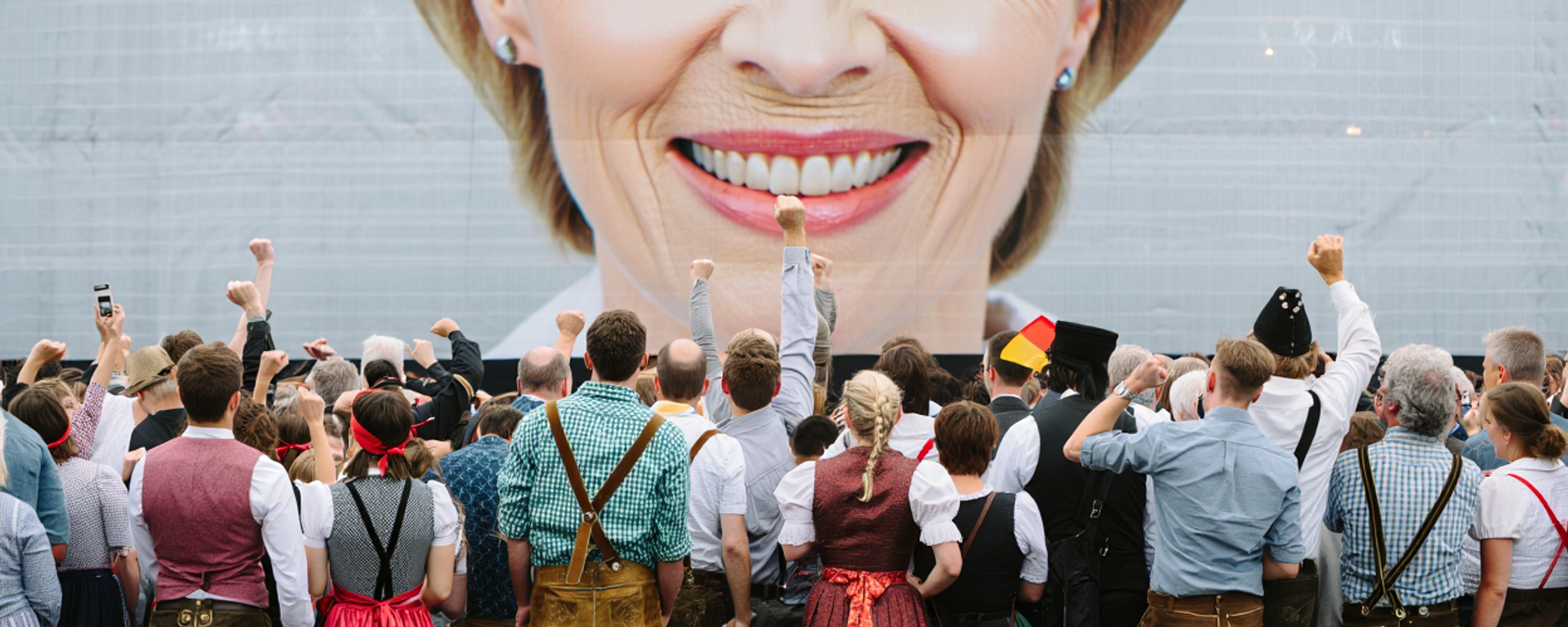 Alemanes están descontentos con Ursula von der Leyen, jefe de la Comisión Europea (imagen referencial) - Sputnik Mundo, 1920, 02.08.2025