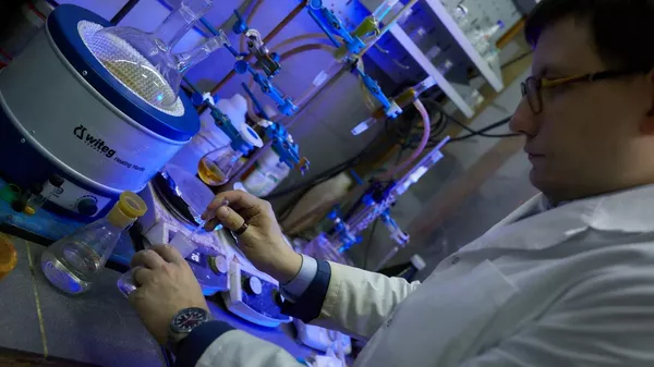 Leonid Fershtat, químico orgánico y doctor en Química - Sputnik Mundo