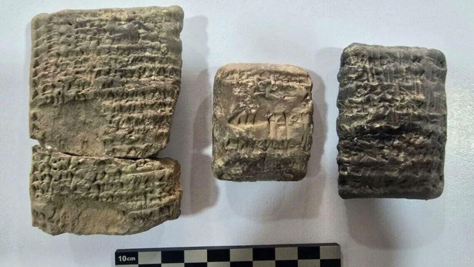 Existe una conspiración internacional dirigida a los artefactos Existe una conspiración internacional dirigida a los artefactos - Sputnik Mundo, 1920, 04.08.2025