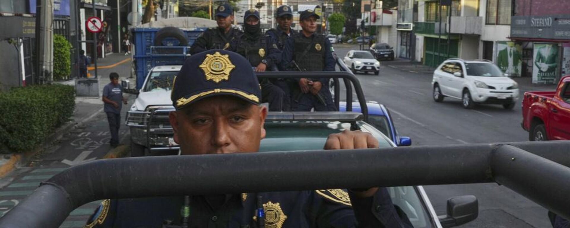 Policías de la Ciudad de México. - Sputnik Mundo, 1920, 06.08.2025