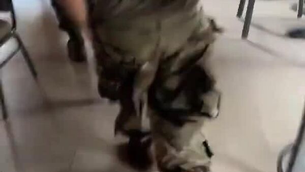 Un tiroteo deja varios heridos en una base militar de EEUU - Sputnik Mundo