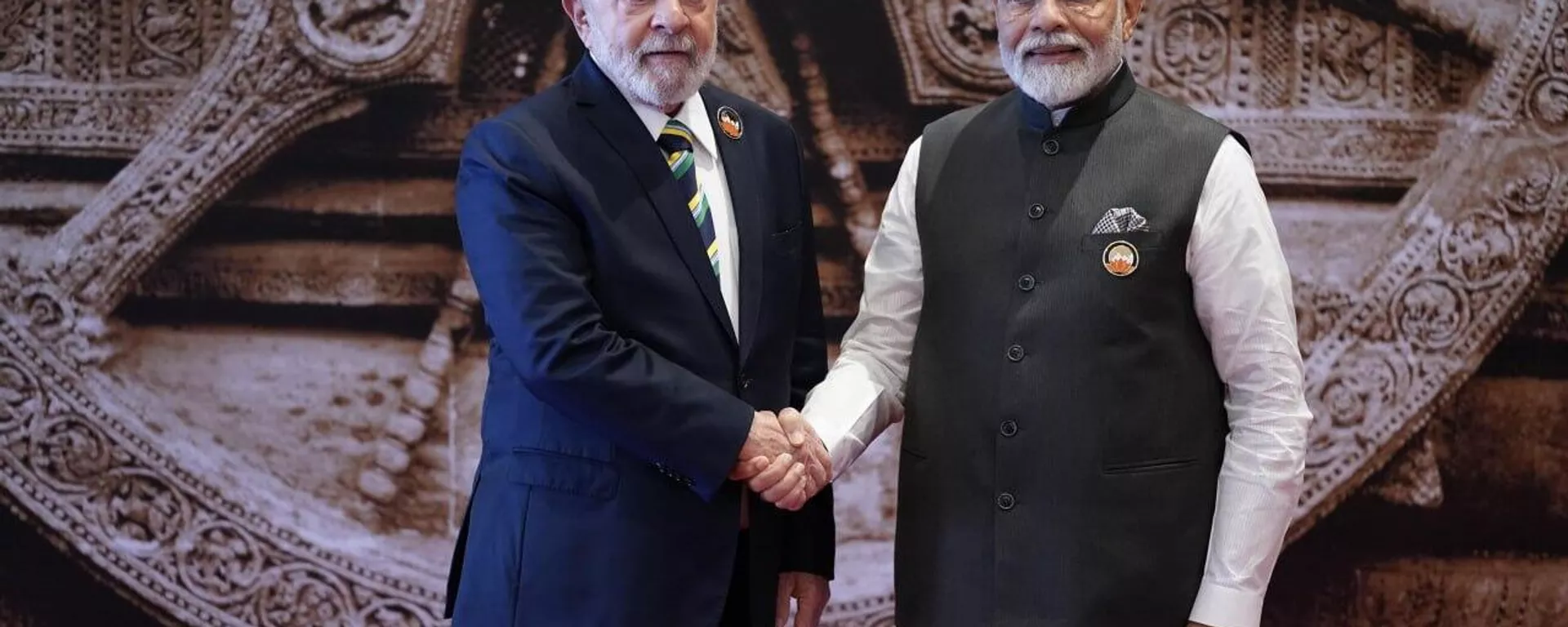 Lula y Modi pactan fortalecer lazos comerciales ante aranceles de EEUU Lula y Modi pactan fortalecer lazos comerciales ante aranceles de EEUU - Sputnik Mundo, 1920, 19.02.2026