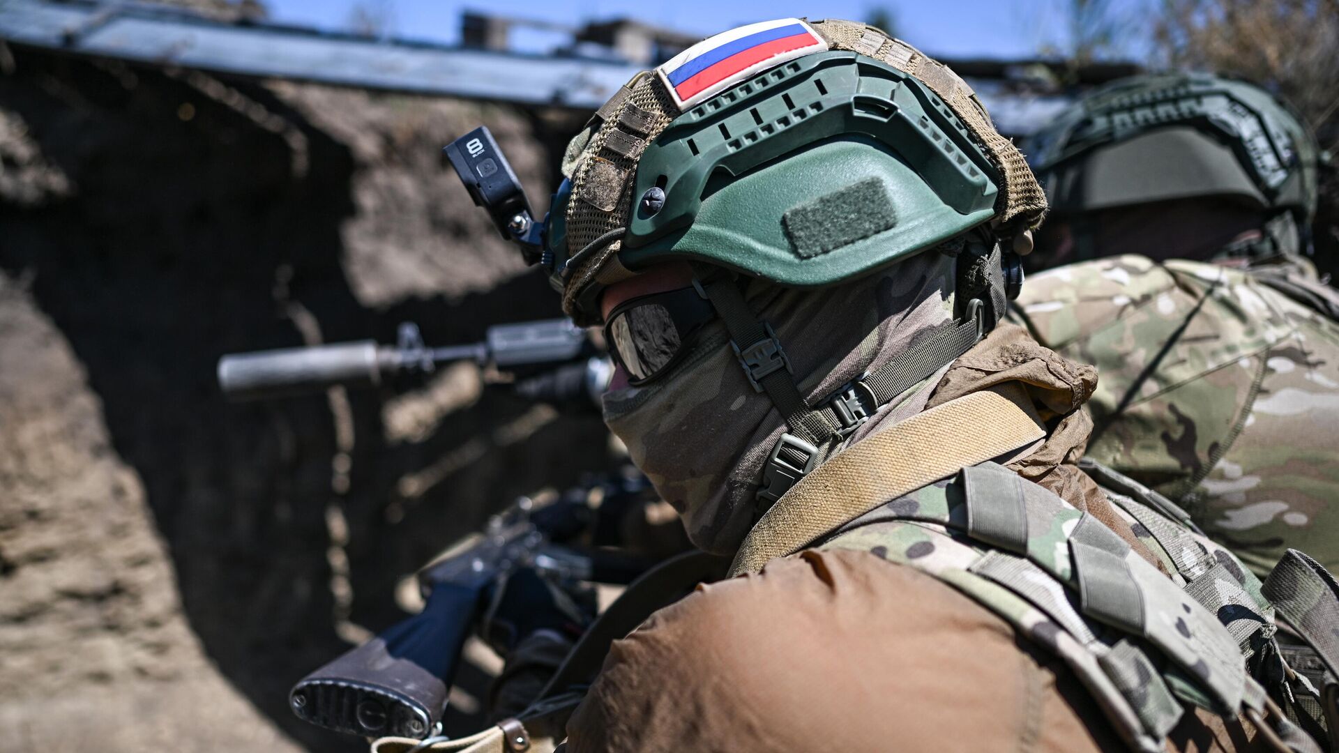 Soldado ruso en la zona de la operación militar especial  - Sputnik Mundo, 1920, 08.08.2025