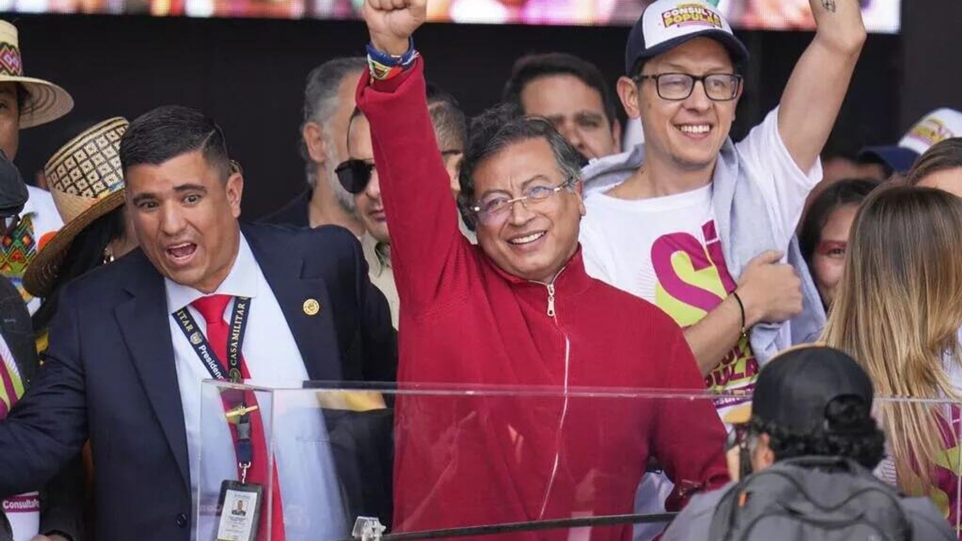 Tres años de Petro: entre avances sociales, disputas con las élites y un progresismo en ofensiva Tres años de Petro: entre avances sociales, disputas con las élites y un progresismo en ofensiva - Sputnik Mundo, 1920, 09.08.2025