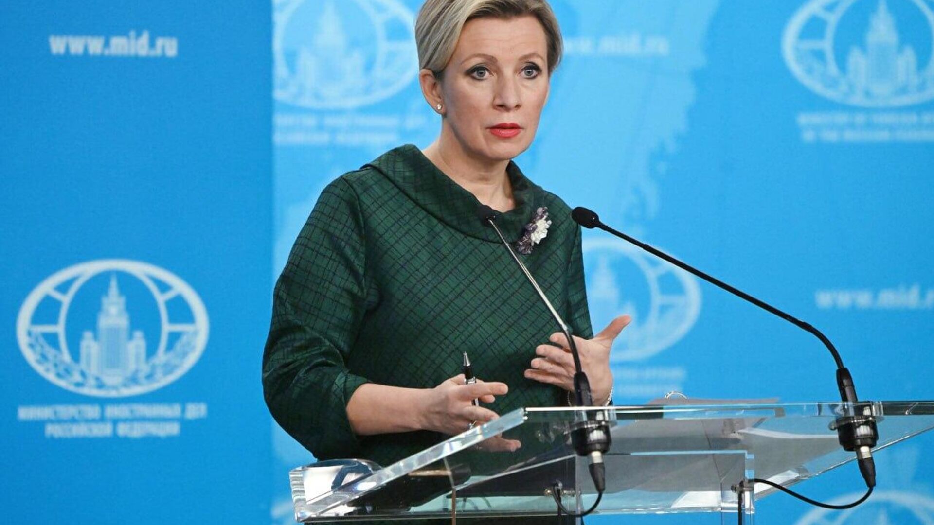 Núcleo revanchista: Moscú critica las afirmaciones de Tokio sobre la supuesta ocupación ilegal rusa de las islas Kuriles Núcleo revanchista: Moscú critica las afirmaciones de Tokio sobre la supuesta ocupación ilegal rusa de las islas Kuriles - Sputnik Mundo, 1920, 10.08.2025