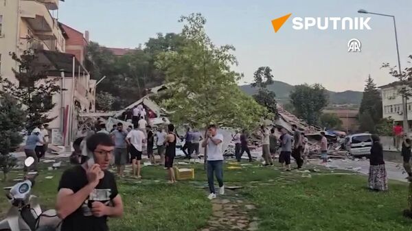 Hay al menos cuatro heridos por el terremoto de magnitud 6,1 en Turquía - Sputnik Mundo