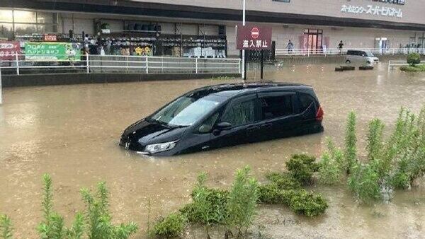 Japón emite alerta máxima para la prefectura de Kumamoto por las intensas lluvias - Sputnik Mundo