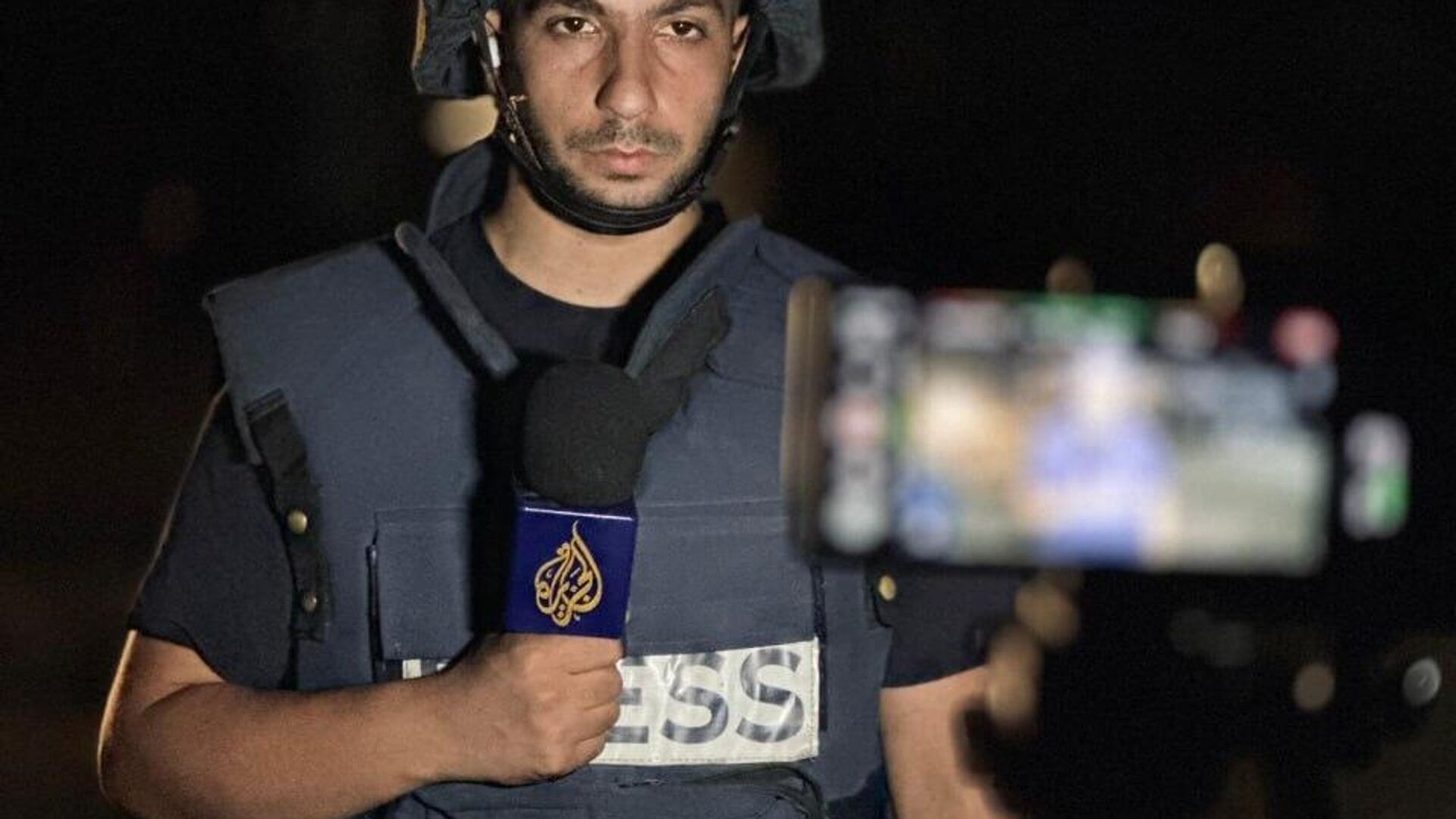 No se olviden de Gaza: el último mensaje del corresponsal de 'Al Jazeera' No se olviden de Gaza: el último mensaje del corresponsal de 'Al Jazeera' - Sputnik Mundo, 1920, 10.08.2025