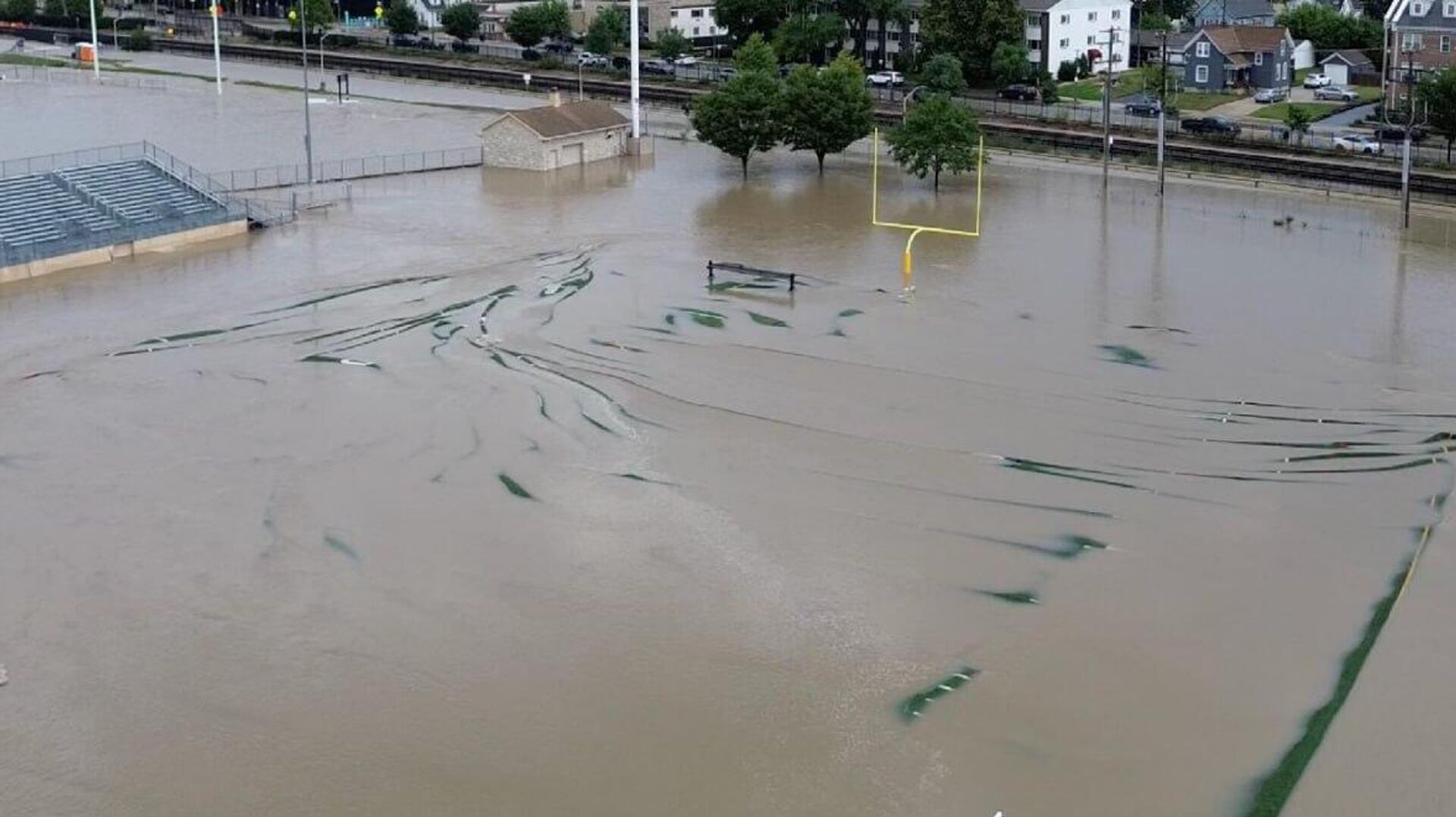 Wisconsin bajo el agua Wisconsin bajo el agua - Sputnik Mundo, 1920, 11.08.2025