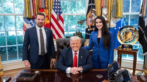 Legisladora de EEUU sobre la reunión de Putin con Trump: Espero que lleguen a un acuerdo de paz sobre Ucrania - Sputnik Mundo