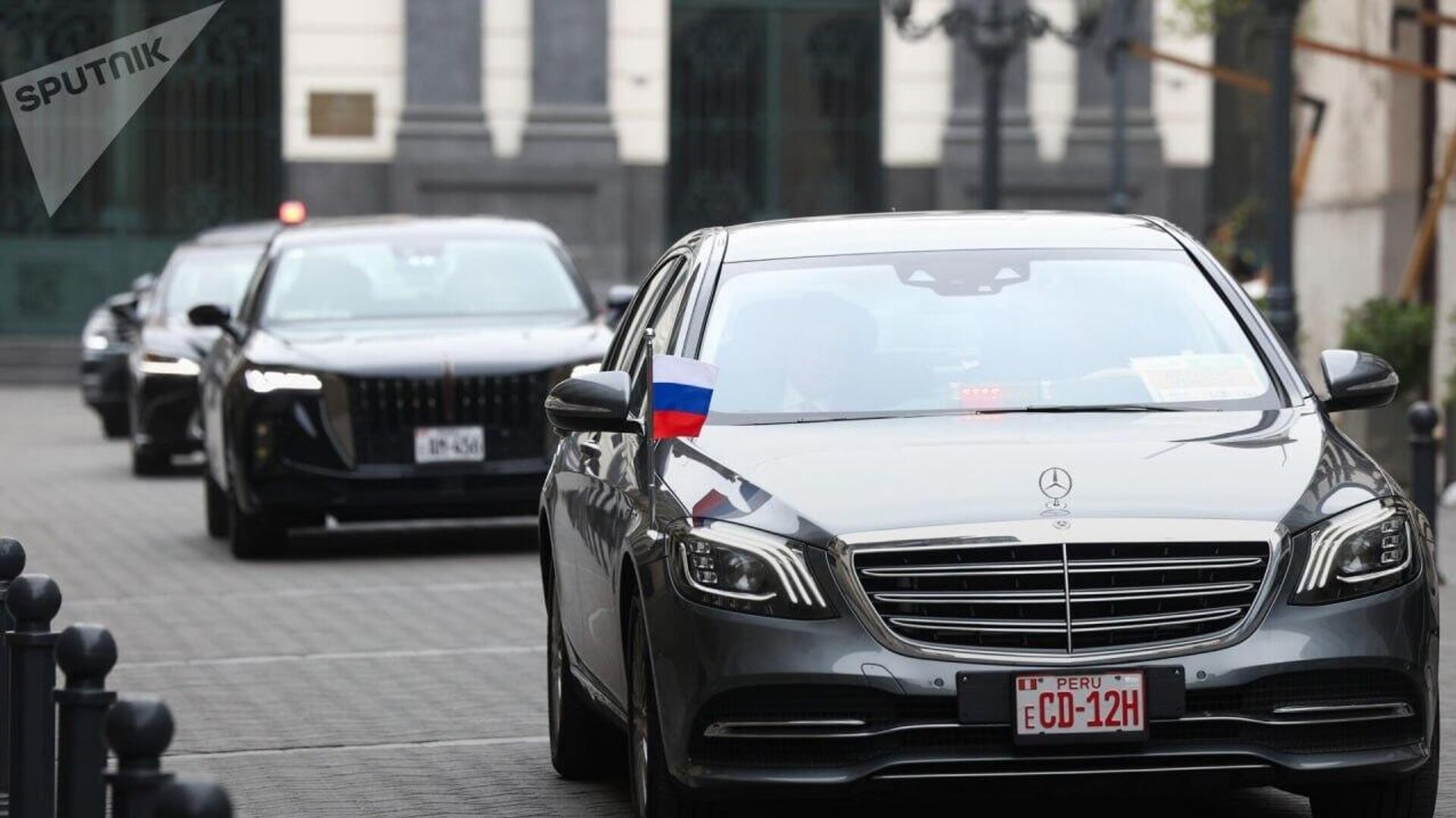 El jefe del Fondo Ruso de Inversión Directa anuncia su presencia en la cumbre entre Rusia y EEUU El jefe del Fondo Ruso de Inversión Directa anuncia su presencia en la cumbre entre Rusia y EEUU - Sputnik Mundo, 1920, 14.08.2025