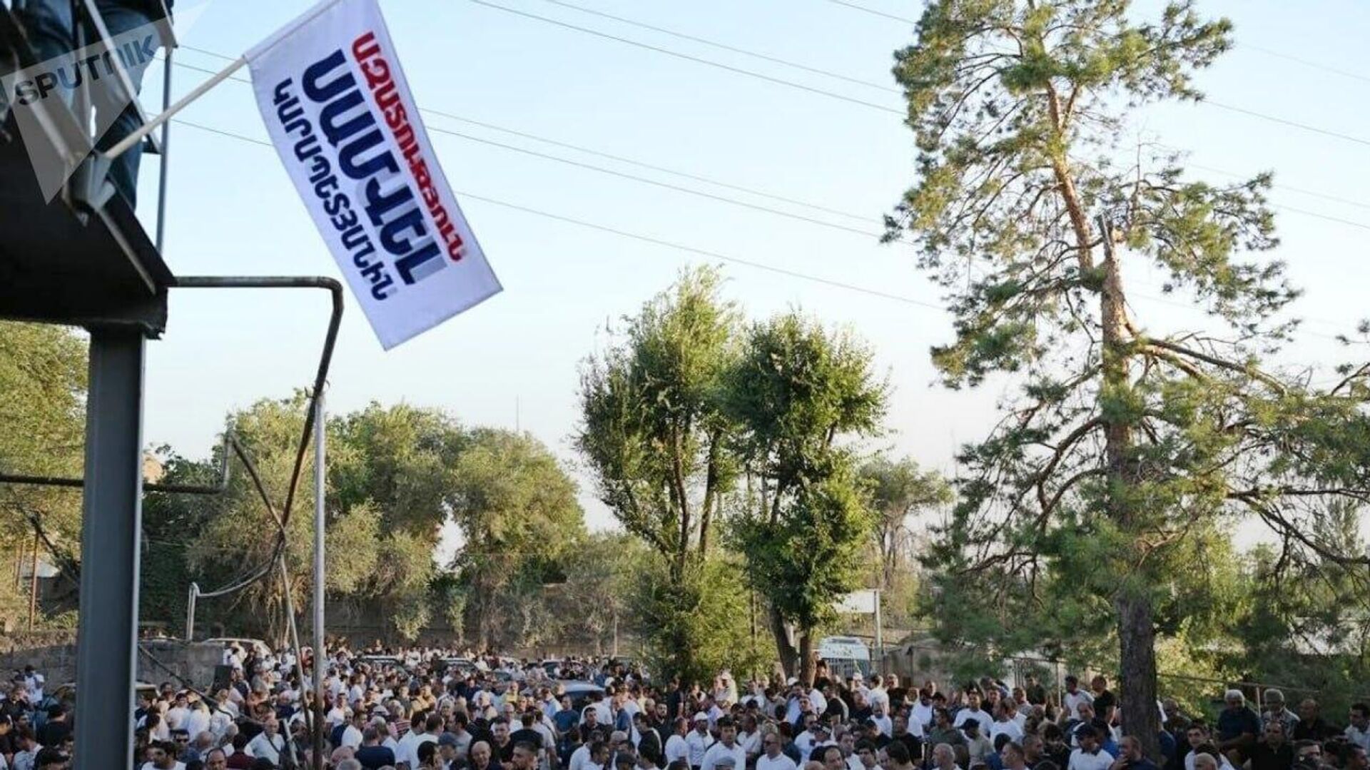 En Armenia no existe justicia: Karapetián seguirá detenido por 2 meses más - Sputnik Mundo, 1920, 15.08.2025