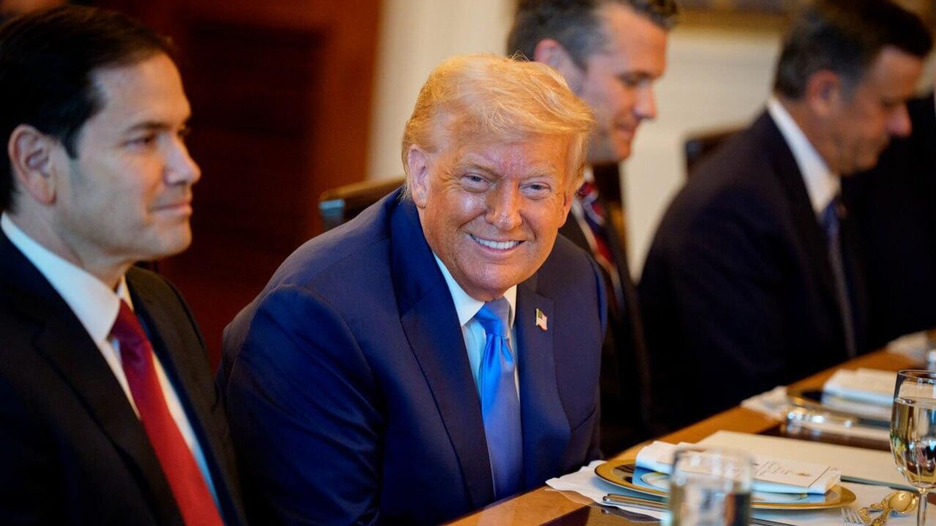 Así es la delegación estadounidense para la cumbre en Alaska Así es la delegación estadounidense para la cumbre en Alaska - Sputnik Mundo, 1920, 15.08.2025