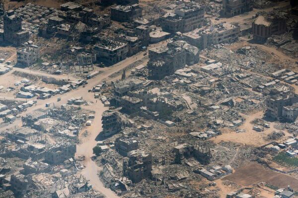 Gaza en ruinas: Fotografías aéreas revelan la destrucción total de la Franja de Gaza Gaza en ruinas: Fotografías aéreas revelan la destrucción total de la Franja de Gaza - Sputnik Mundo