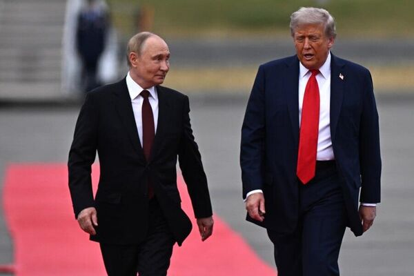 Así fueron los primeros minutos del encuentro entre Putin y Trump desde el ojo de los corresponsales de Sputnik - Sputnik Mundo