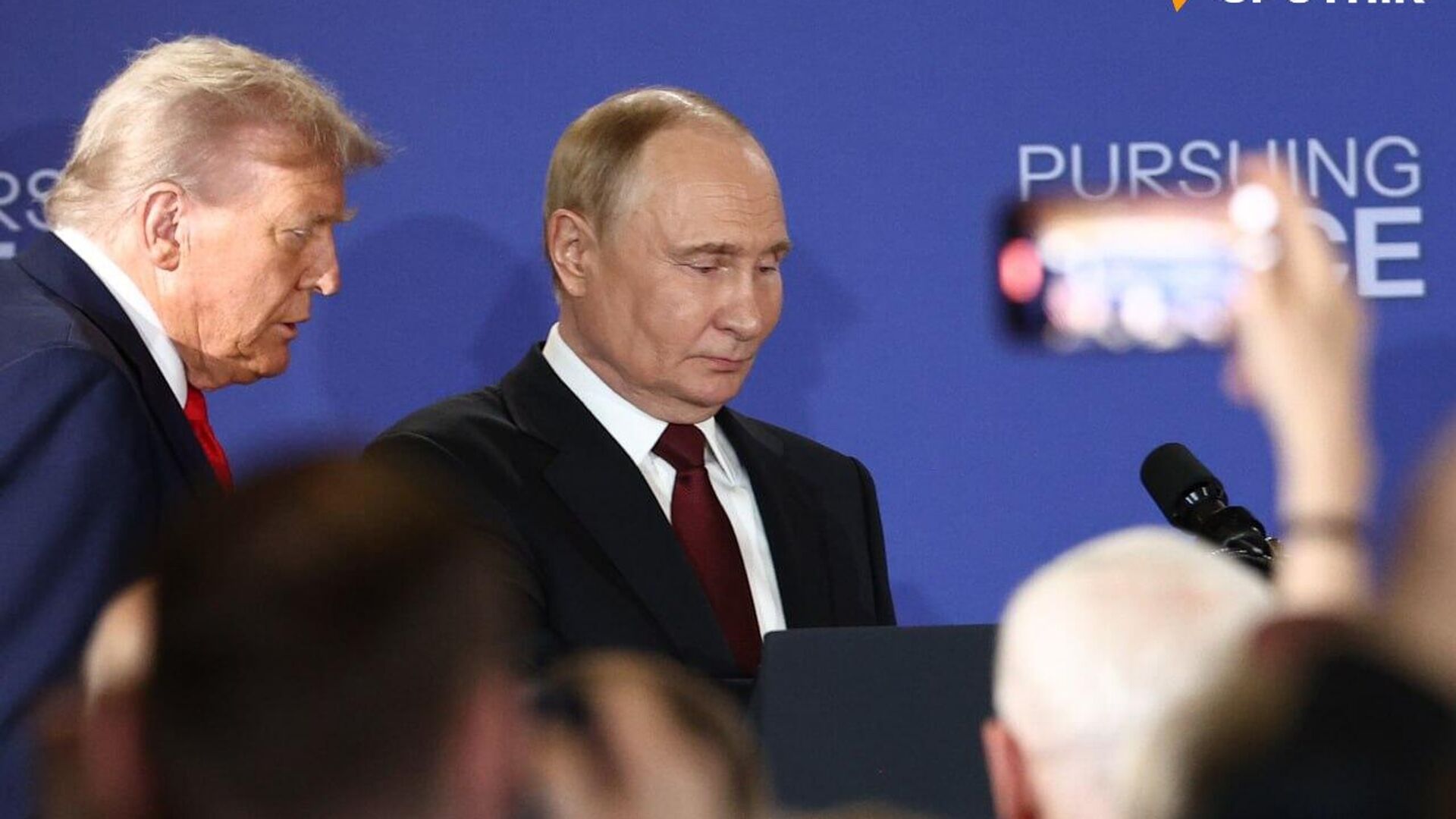 Esto es lo más importante del mensaje del presidente ruso, Vladímir Putin, tras su reunión privada con su homólogo de EEUU, Donald Trump Esto es lo más importante del mensaje del presidente ruso, Vladímir Putin, tras su reunión privada con su homólogo de EEUU, Donald Trump - Sputnik Mundo, 1920, 15.08.2025
