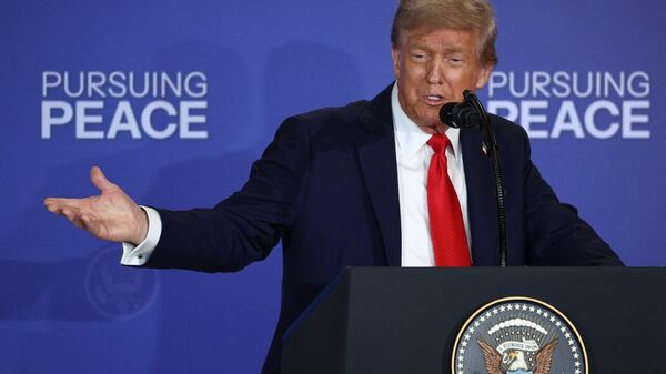 Esto es lo más importante del mensaje del presidente estadounidense, Donald Trump, tras la reunión privada que sostuvo con el mandatario ruso, Vladímir Putin: - Sputnik Mundo