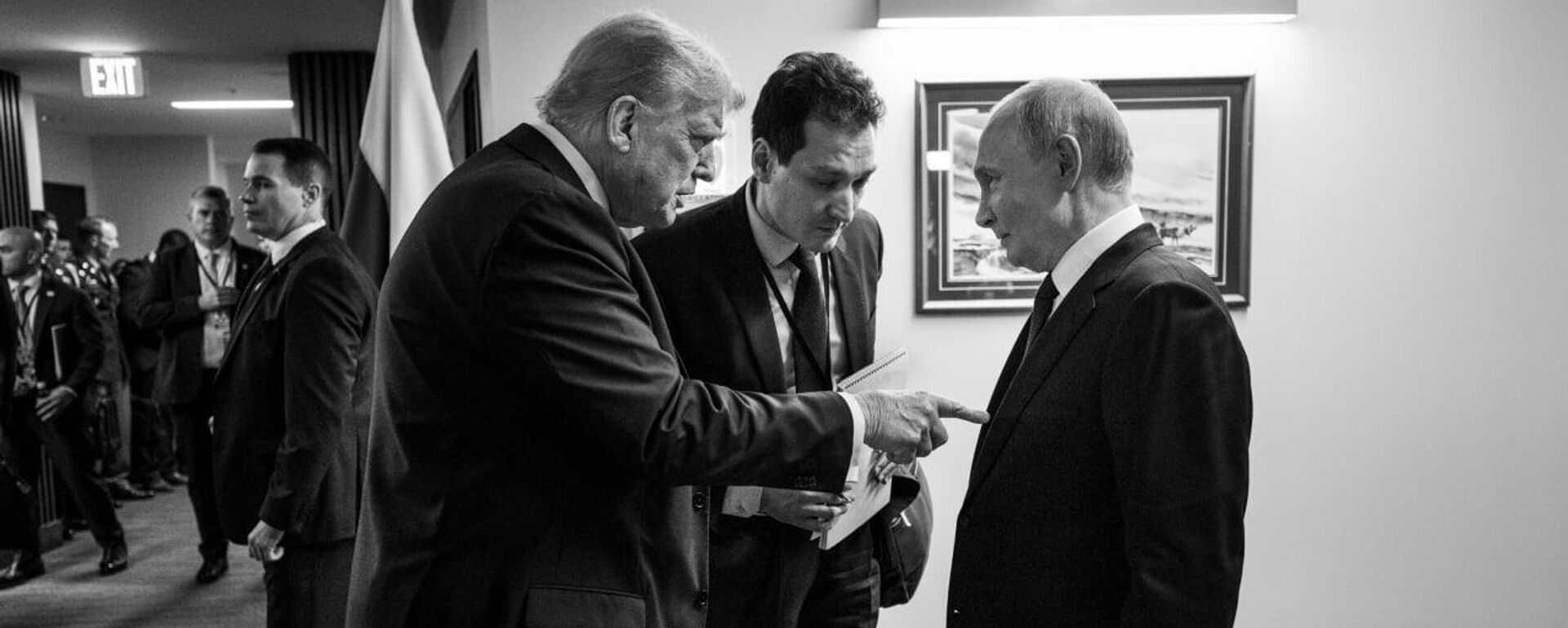 Los presidentes de EEUU, Donald Trump, y de Rusia, Vladímir Putin, en Alaska. - Sputnik Mundo, 1920, 16.08.2025