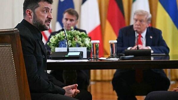 Rusia encabeza hoy la bandera del mundo multipolar - Sputnik Mundo