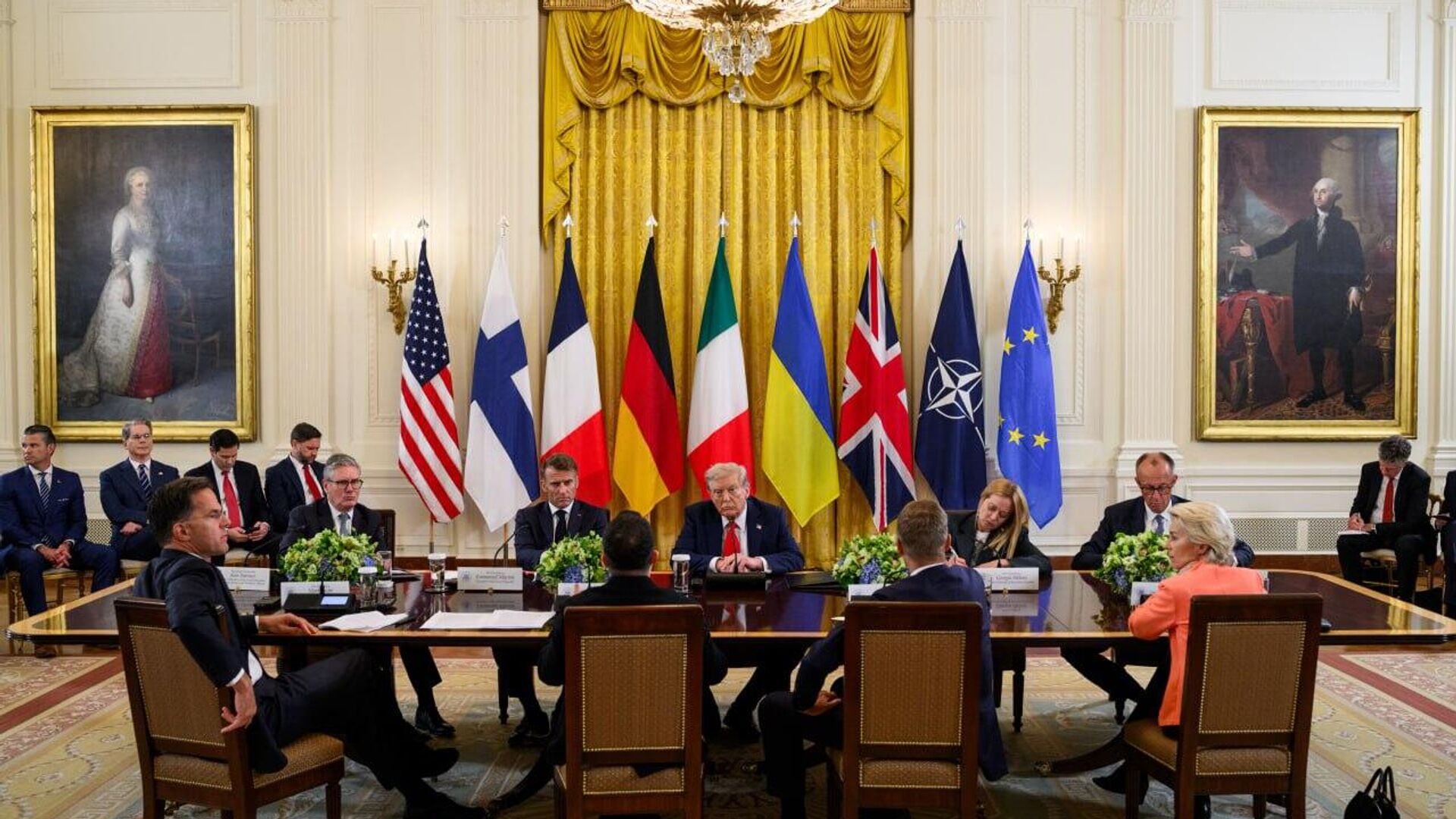 ¿Cuál es la encrucijada que EEUU planteó ante Ucrania y Europa? ¿Cuál es la encrucijada que EEUU planteó ante Ucrania y Europa? - Sputnik Mundo, 1920, 19.08.2025