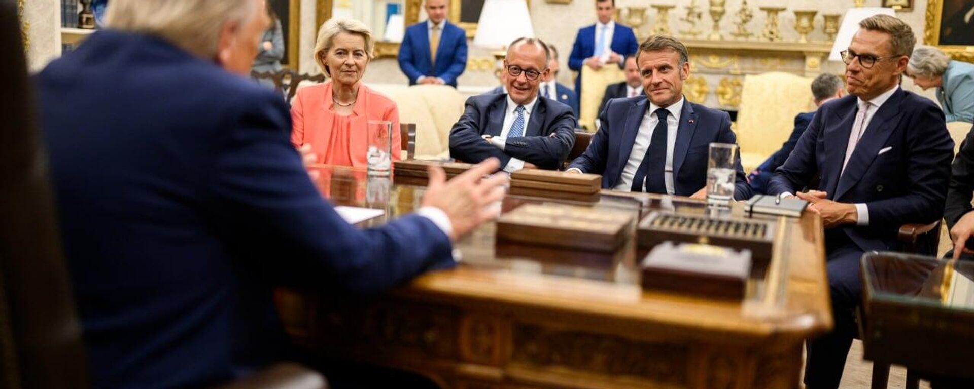 Europa solo confirma su irrelevancia política, diplomática y económica - Sputnik Mundo, 1920, 19.08.2025