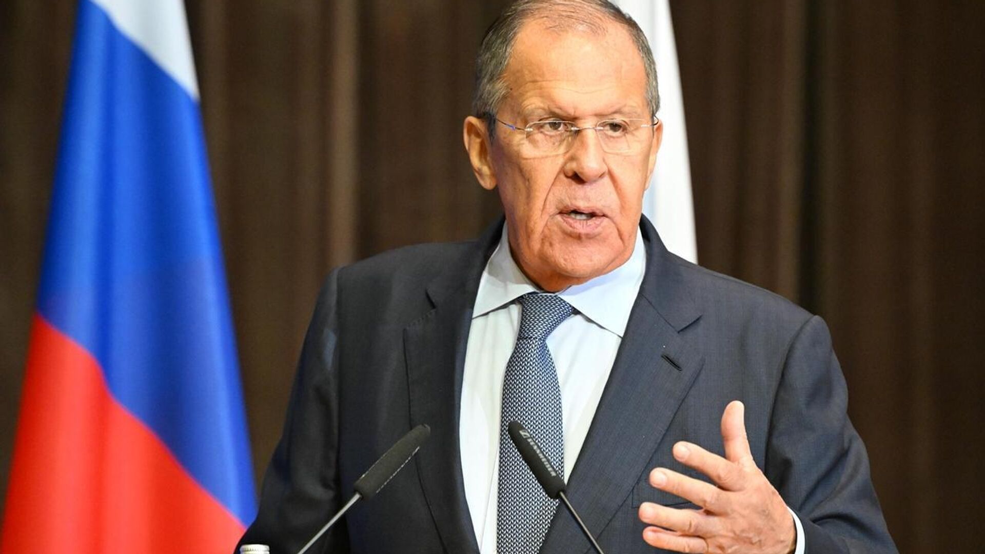 Rusia no se opone a ninguna fórmula para resolver el conflicto ucraniano, ya sea bilateral o trilateral Rusia no se opone a ninguna fórmula para resolver el conflicto ucraniano, ya sea bilateral o trilateral - Sputnik Mundo, 1920, 19.08.2025