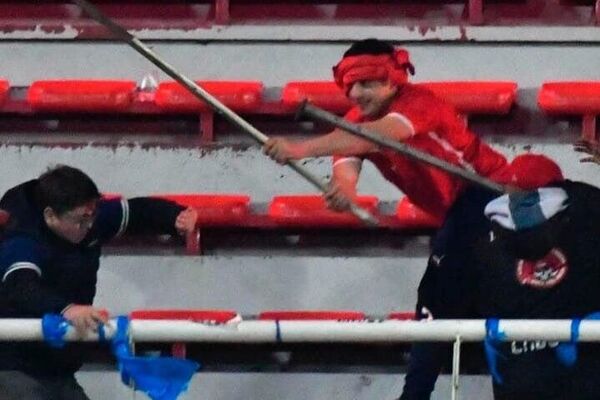 Boric condena actos de violencia en partido de la Copa Sudamericana - Sputnik Mundo