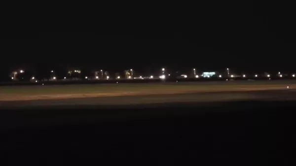 Un caza F/A-18 explota al intentar despegar de Malasia - Sputnik Mundo