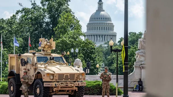 Trump hará patrullajes en Washington DC - Sputnik Mundo