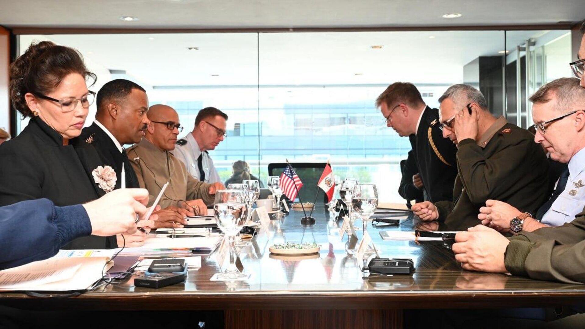 Intromisión contundente: funcionario de EEUU critica la relación de China con Argentina y la región Intromisión contundente: funcionario de EEUU critica la relación de China con Argentina y la región - Sputnik Mundo, 1920, 22.08.2025