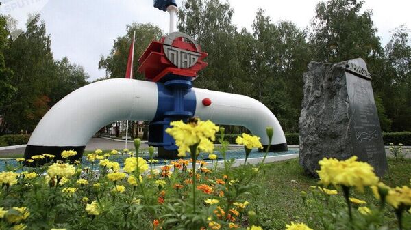 Forma de presión: revelan las razones del ataque de Kiev al oleoducto Druzhba - Sputnik Mundo