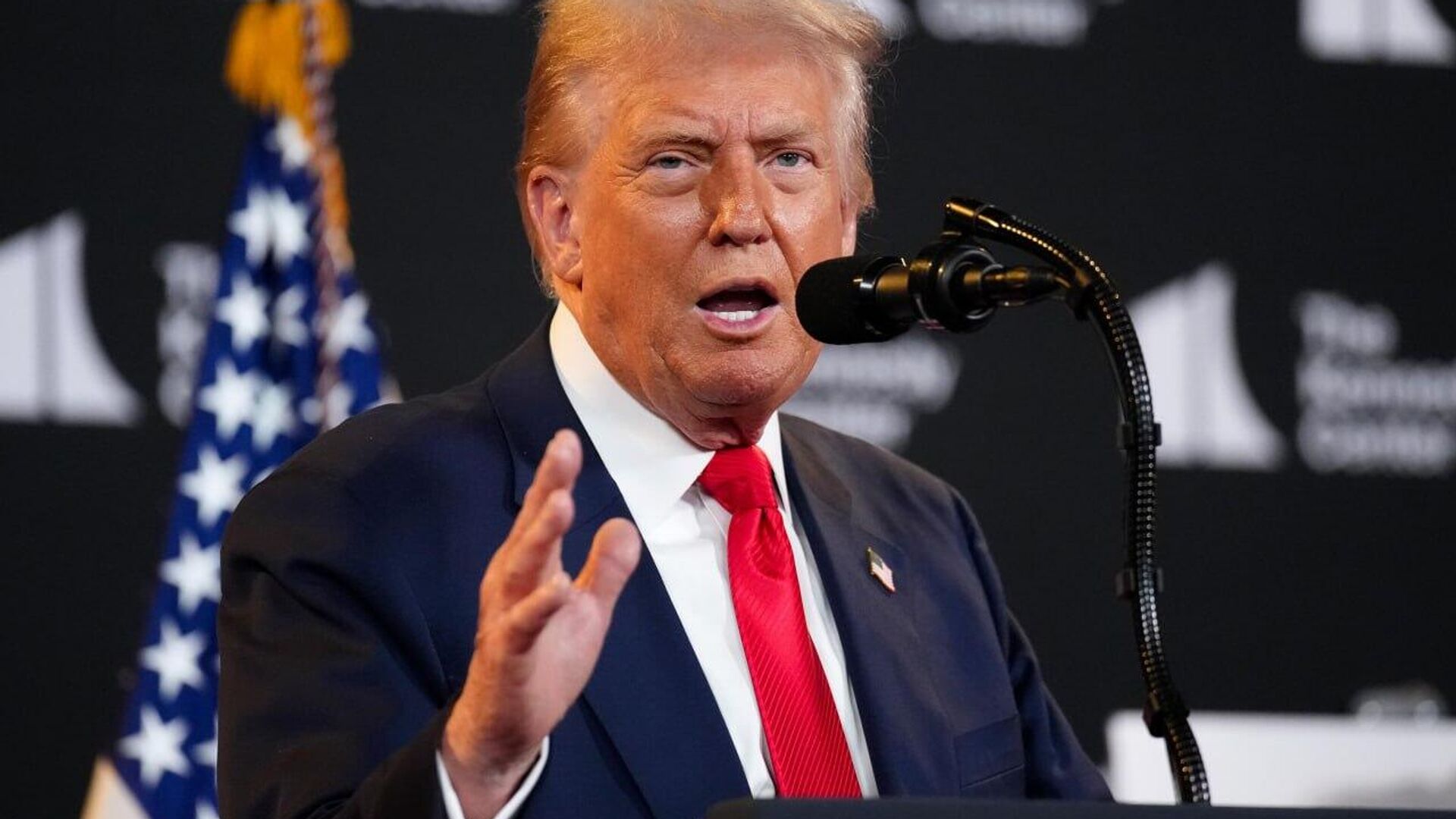 Trump asegura que tomará una decisión muy importante sobre Ucrania dentro de 2 semanas Trump asegura que tomará una decisión muy importante sobre Ucrania dentro de 2 semanas - Sputnik Mundo, 1920, 22.08.2025