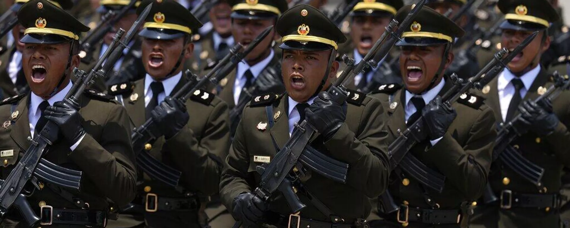 Soldados peruanos. - Sputnik Mundo, 1920, 23.08.2025