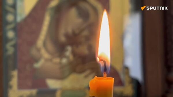 París rinde homenaje a la periodista rusa Daria Dúguina - Sputnik Mundo