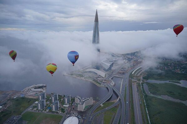 San Petersburgo celebra un impresionante festival de globos aerostáticos San Petersburgo celebra un impresionante festival de globos aerostáticos - Sputnik Mundo