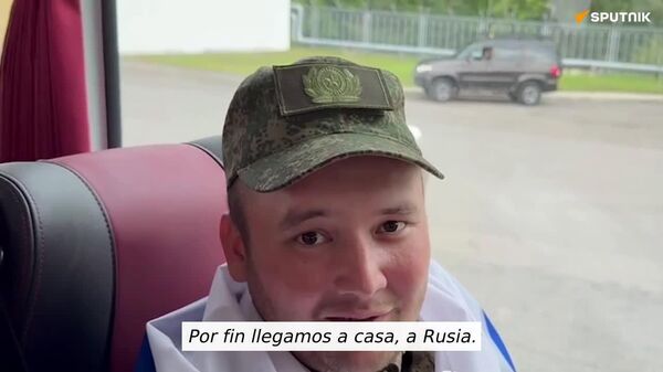 🪖 Por fin llegamos a casa: militares rusos comparten sus primeras reacciones tras el intercambio de prisioneros de guerra con Ucrania - Sputnik Mundo