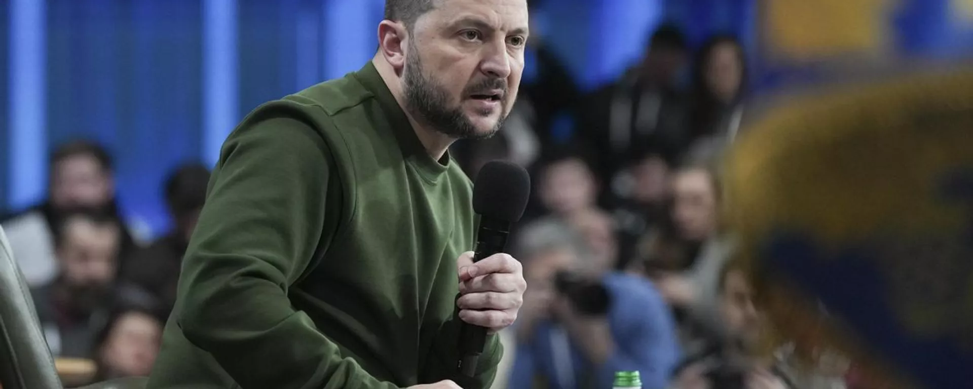 Zelenski estaría intentando responsabilizar a Moscú por el estancamiento del proceso de paz - Sputnik Mundo, 1920, 25.08.2025