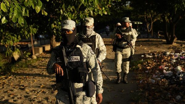 Crimen organizado controla los precios en algunos estados de México - Sputnik Mundo