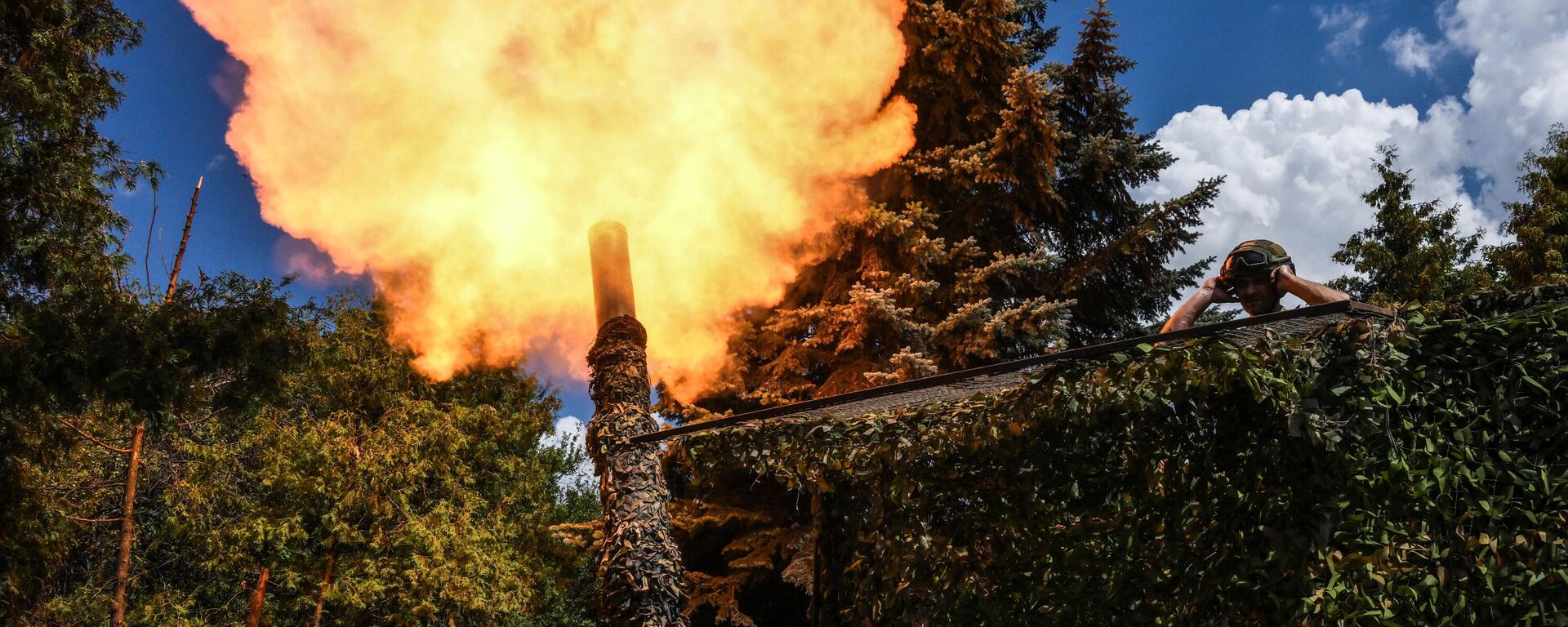 Soldado ruso en la zona de la operación militar especial  - Sputnik Mundo, 1920, 26.08.2025