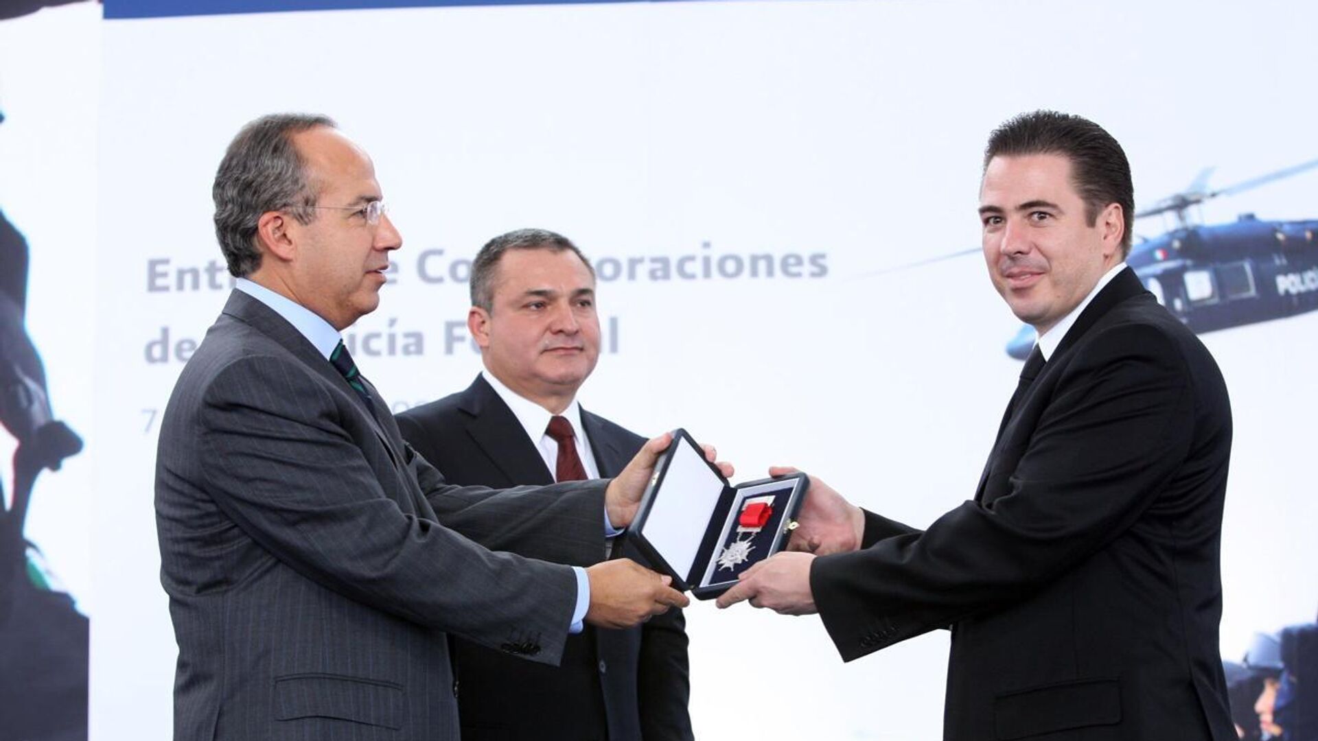 Exmando policial en Gobierno de Calderón es sentenciado a cinco años de prisión por tortura Exmando policial en Gobierno de Calderón es sentenciado a cinco años de prisión por tortura - Sputnik Mundo, 1920, 29.08.2025