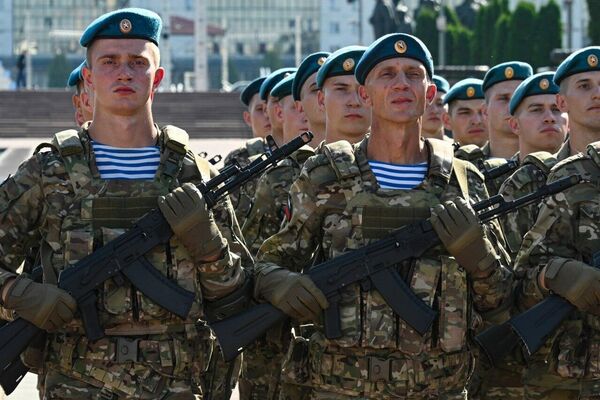 🪖 Comienzan ejercicios militares a gran escala en Bielorrusia 🪖 Comienzan ejercicios militares a gran escala en Bielorrusia - Sputnik Mundo